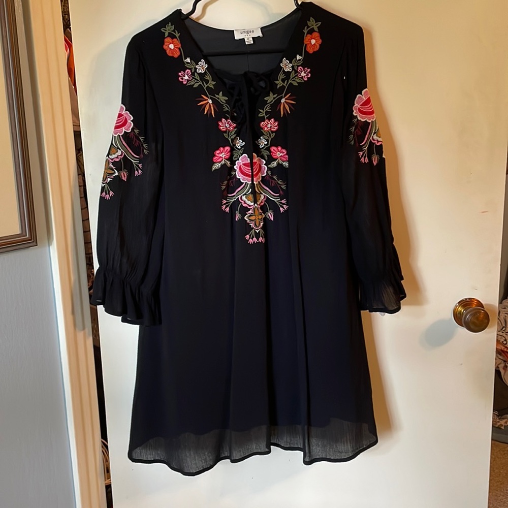 Black Embroidered Umgee Size M Dress